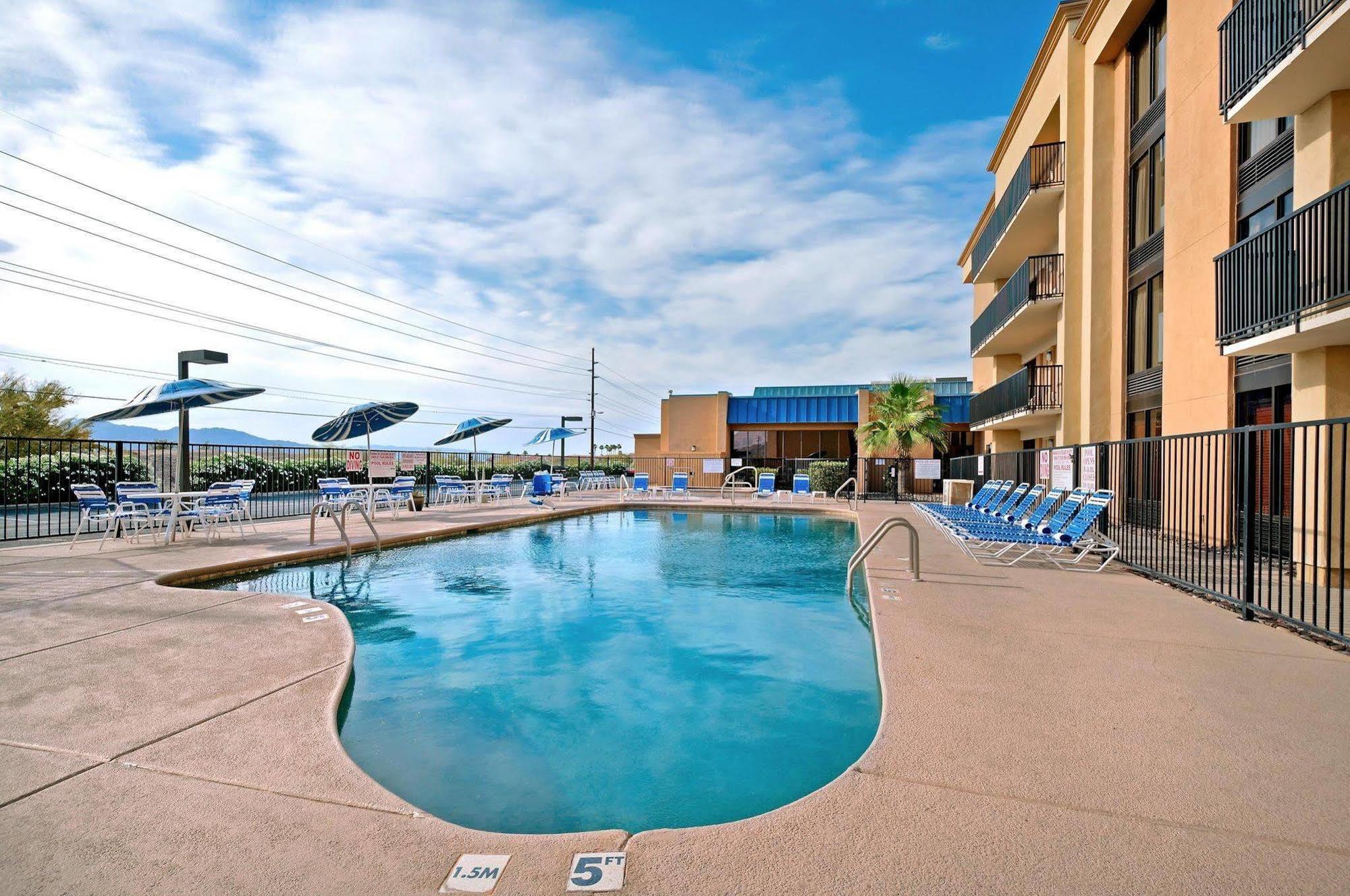 Hampton Inn Lake Havasu City Zewnętrze zdjęcie
